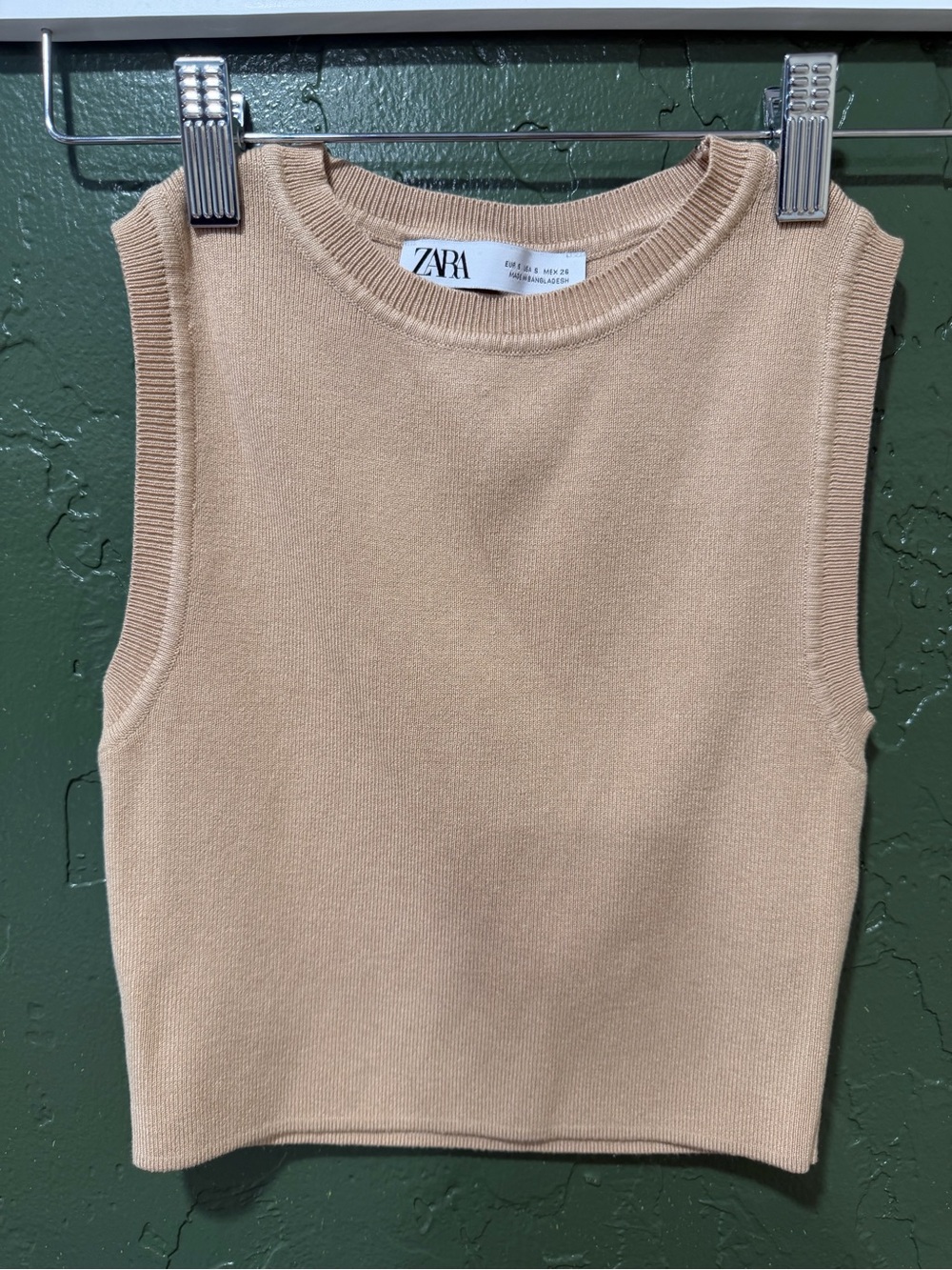 Zara Beige Knit Sleeveless Crop Top